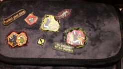 Nici 29938 Schultertasche Umhängetasche Stinktier 24x20cm 8 Nici 29938 Schultertasche Umhängetasche Stinktier 24x20cm -Donau - Zwerge 29938 3