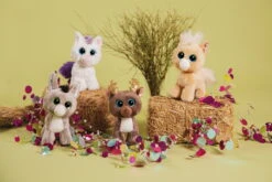 Nici 49286 Glubschis Pony Miss Cinnamon 17cm Stehend Plüsch Kuscheltier GREEN -Donau - Zwerge 49288 10 49287 49289 49286 Milieu 2048x1365 2